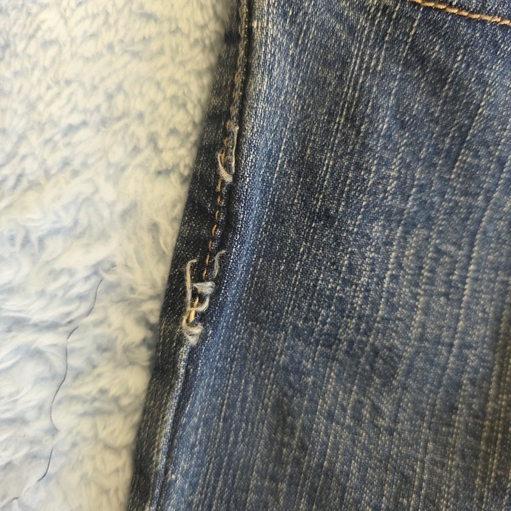 Y2K Levi's 550 Women's 34x33 Relaxed Boot Cut Jeans, Blue Stretch Dark Wash 14L - Picture 9 of 14